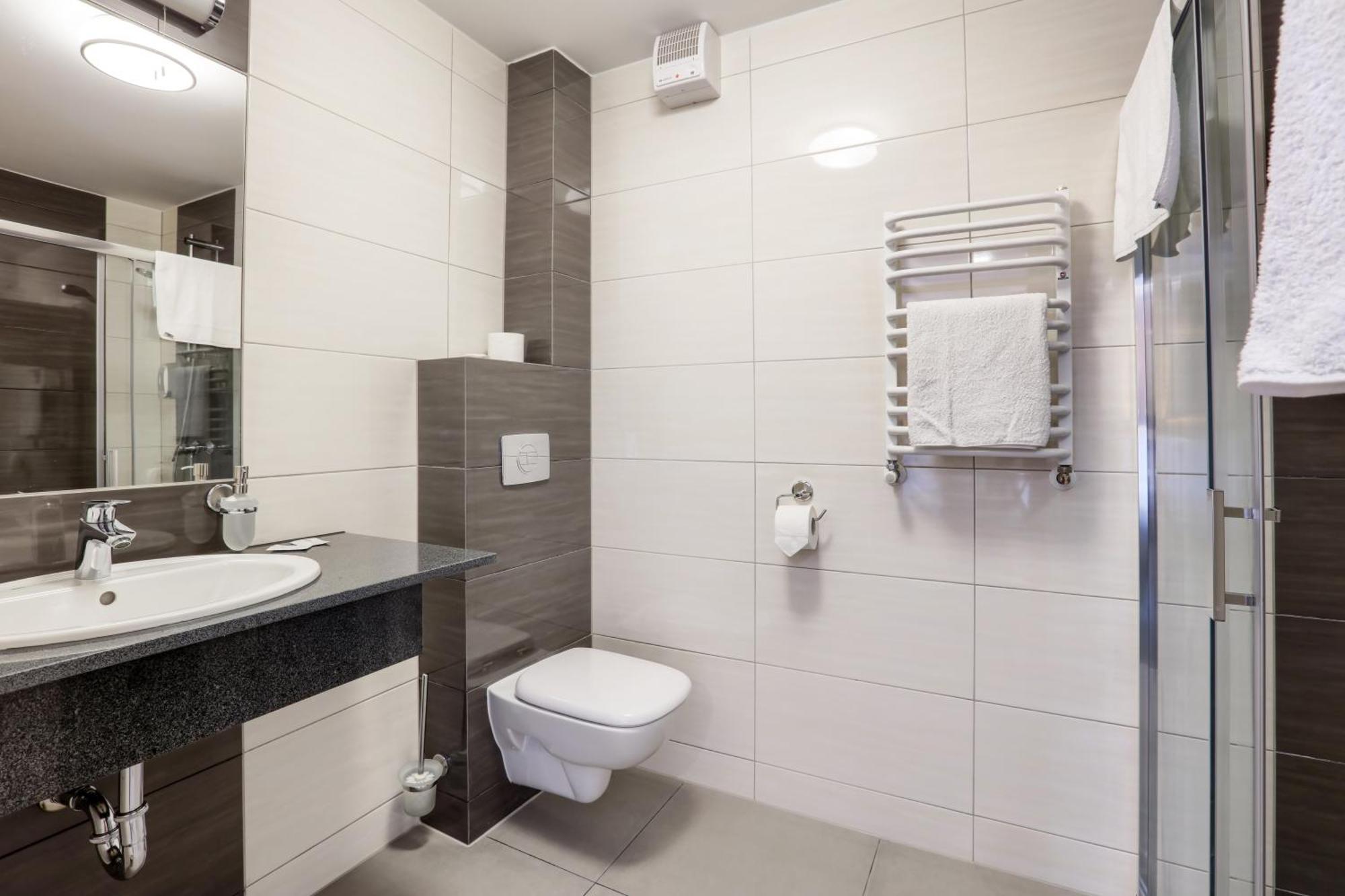 Hotel Weneda Opole Room photo
