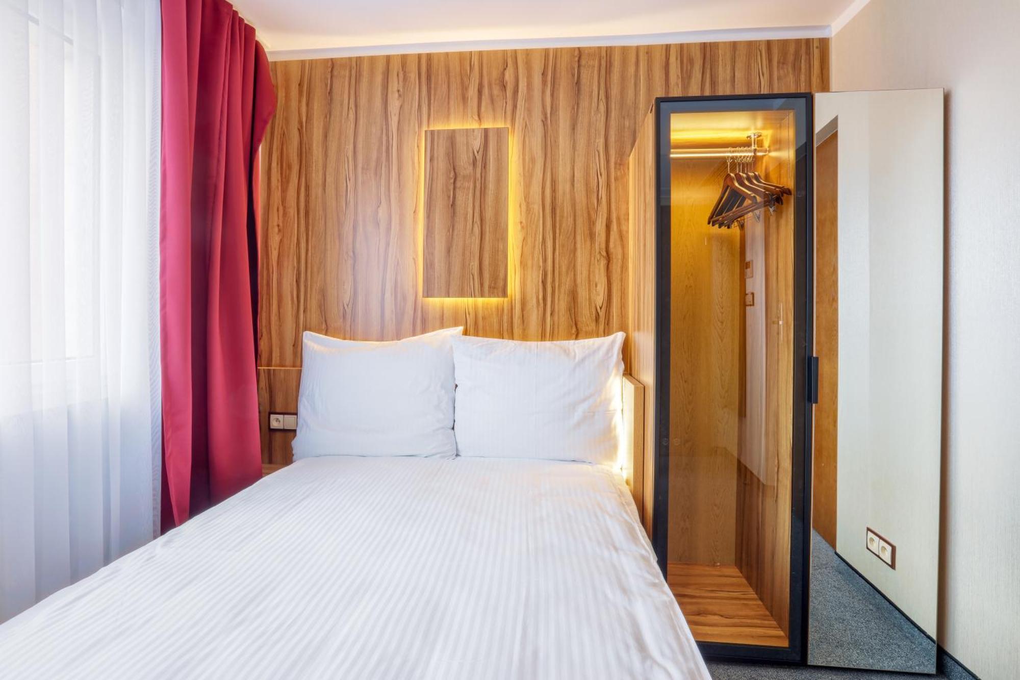 Hotel Weneda Opole Room photo