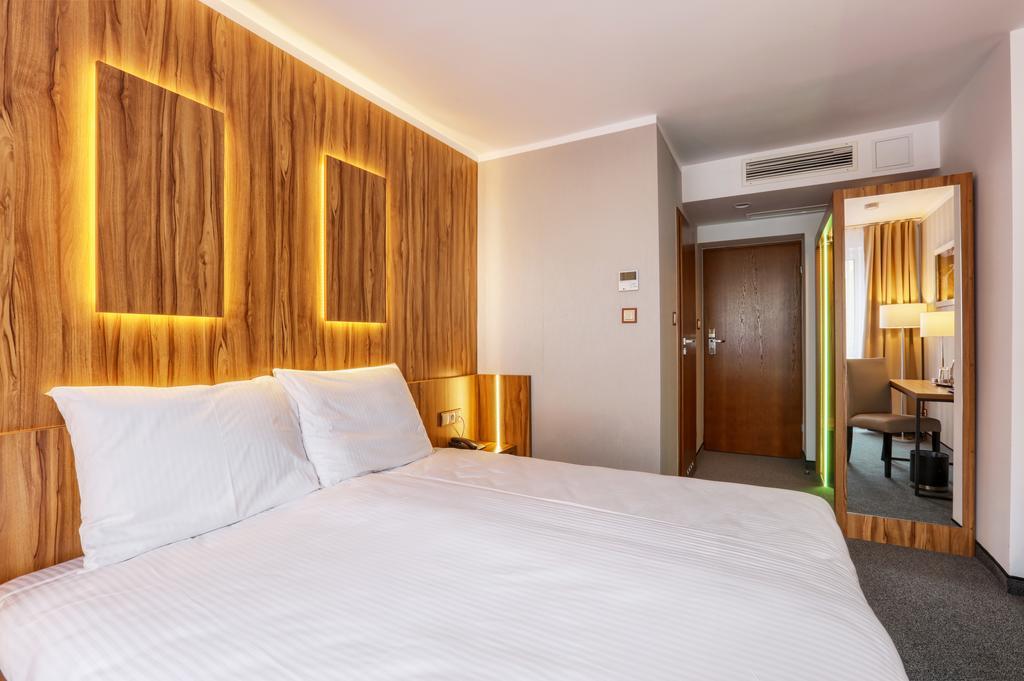 Hotel Weneda Opole Exterior photo